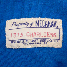 Load image into Gallery viewer, Charlie Champion Crewneck - M

