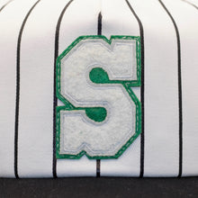 Load image into Gallery viewer, Winged Stripe Snapback Hat - Green
